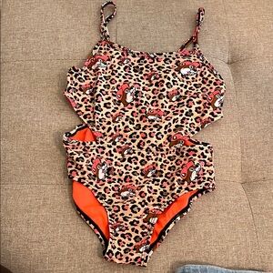 Buc-ees leopard print one piece swimsuit
